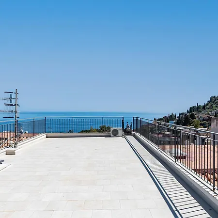 A Look Of Taormina Apartments - A Few Steps From The Center Exterior foto